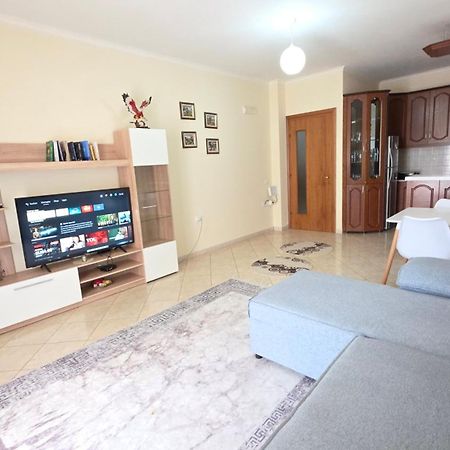 Erin Apartments Vlorë Exterior foto